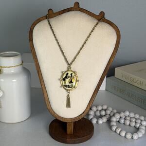 1970s Victorian-Style Lovebirds Porcelain Photo Locket & 17" Twisted Cable Chain